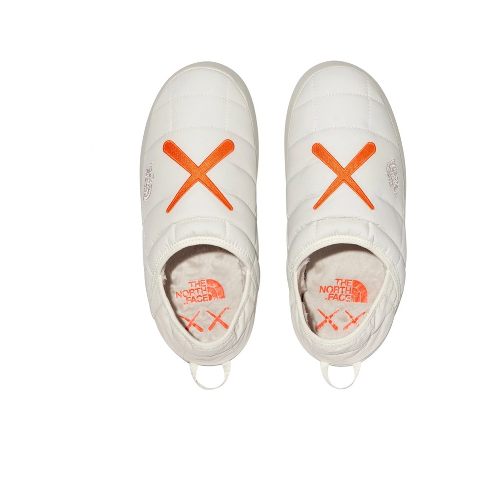 BNWT The North Face ThermoBall Traction Mule  by KAWS